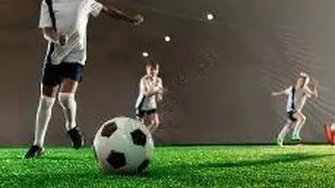 天津球队赛季换帅频繁，保级之路面临严峻挑战